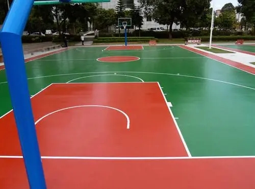 石柱球场地面翻新,裂缝修重要性